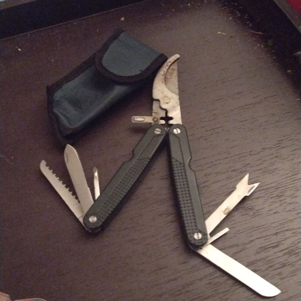 Home and Garden Utility Tool